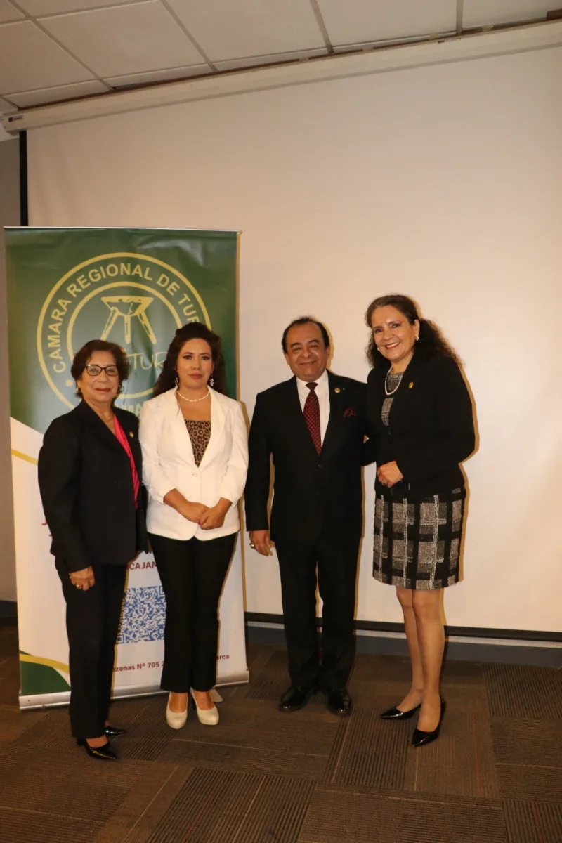 Conferencia Magistral/Derecho Turístico